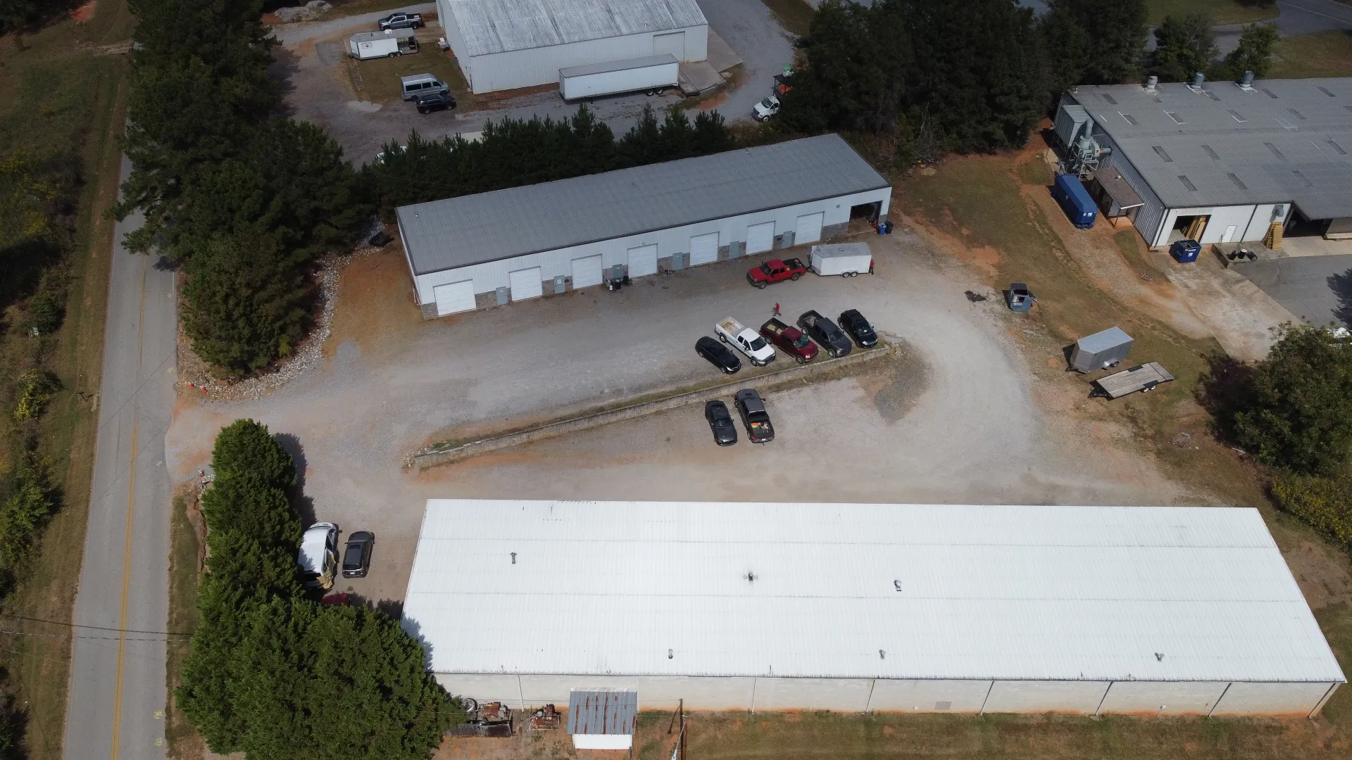 Aerial view of multi-bay flex warehouse contractor space in Watkinsville, GA